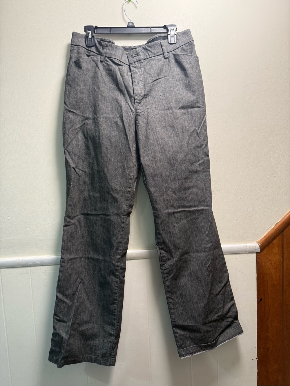 Lee Straight Leg Women's Pants in Charcoal Gray